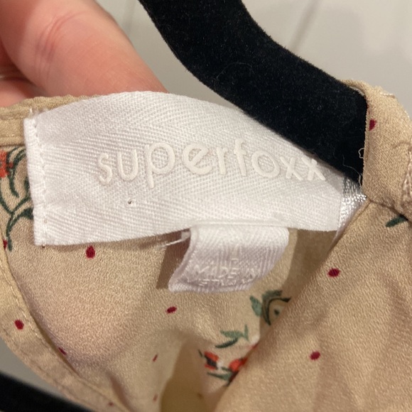 SuperFoxx Large button down midi floral and polka dots ECU - Picture 9 of 15